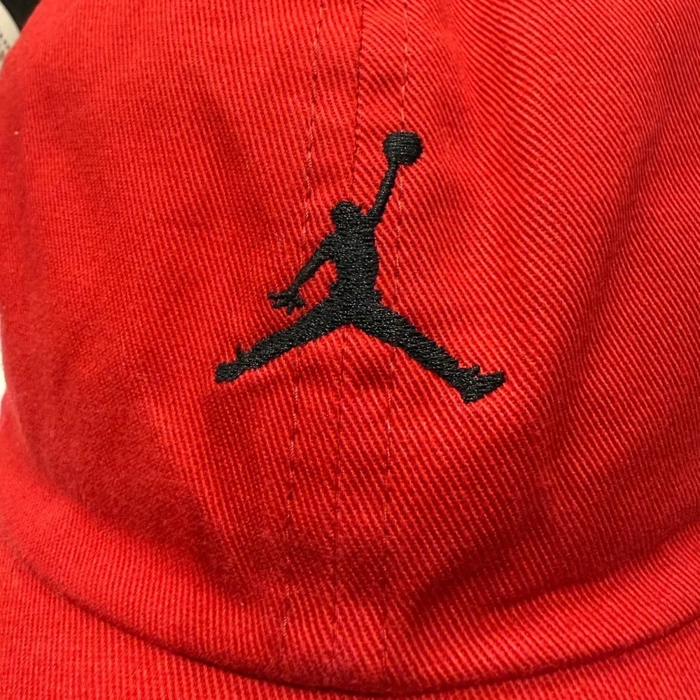 Jordan Club Unstructured Curved-Bill Hat